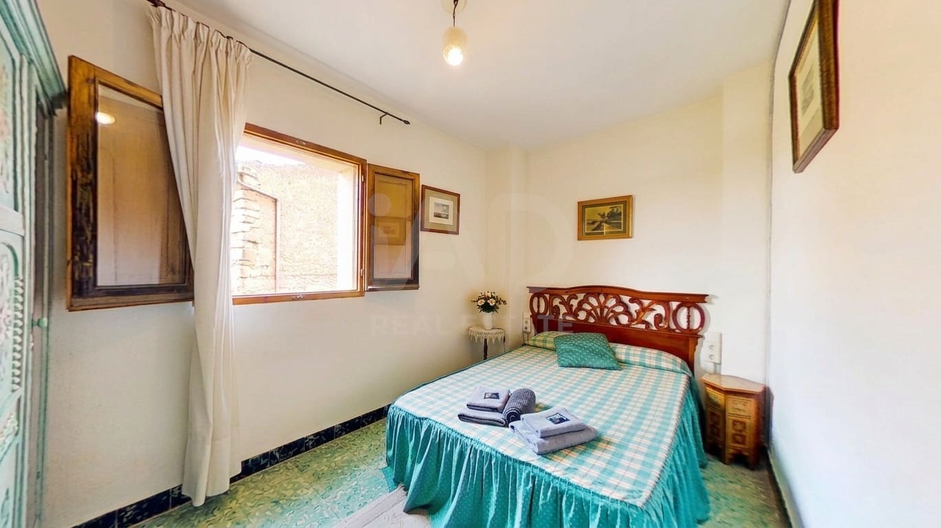 9 bedroom Townhouse for sale in Tarragona city - € 589,000 (Ref: 9987479)