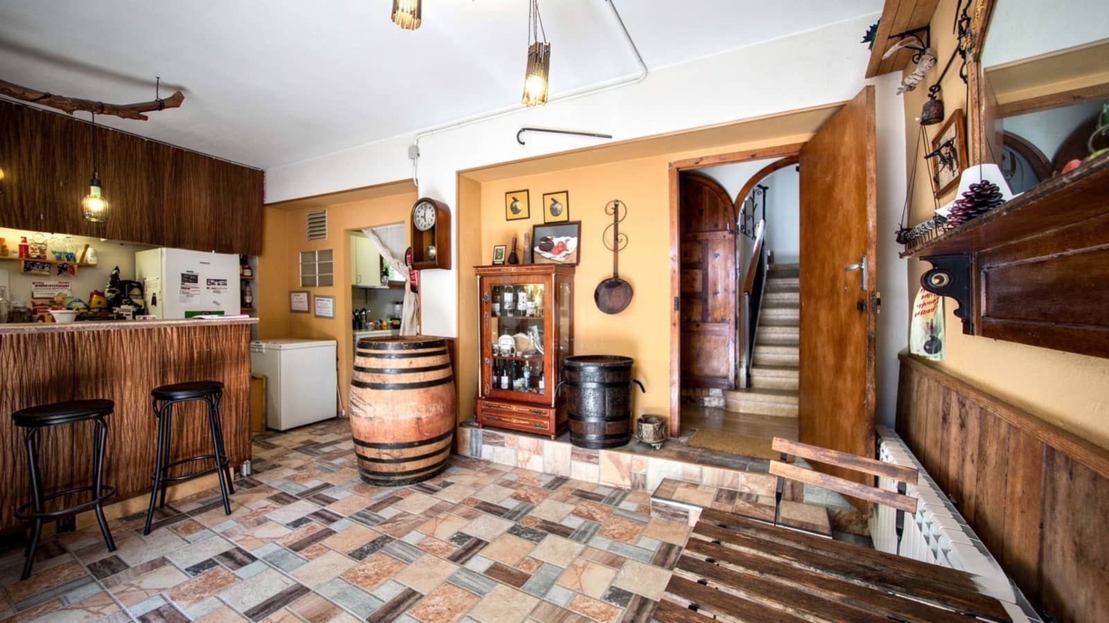 9 bedroom Townhouse for sale in Tarragona city - € 589,000 (Ref: 9987479)