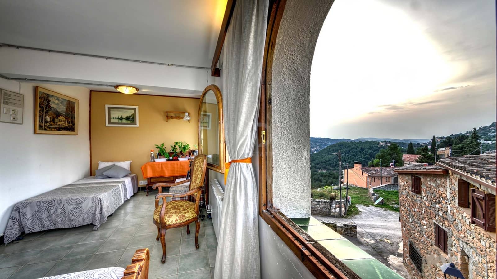 9 bedroom Townhouse for sale in Tarragona city - € 589,000 (Ref: 9987479)