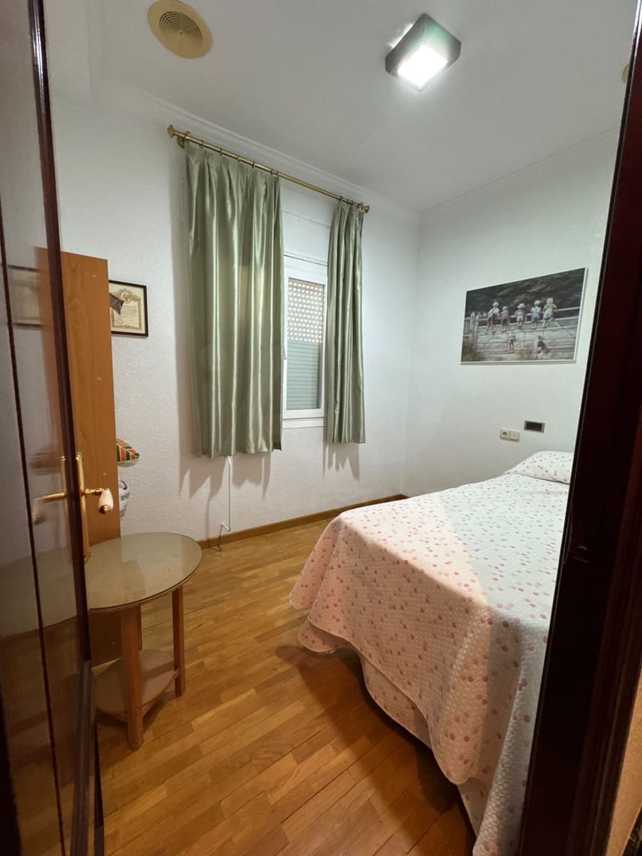 4 camera da letto Villetta a Schiera in vendita in Siviglia citta - 240.000 € (Rif: 9987480)