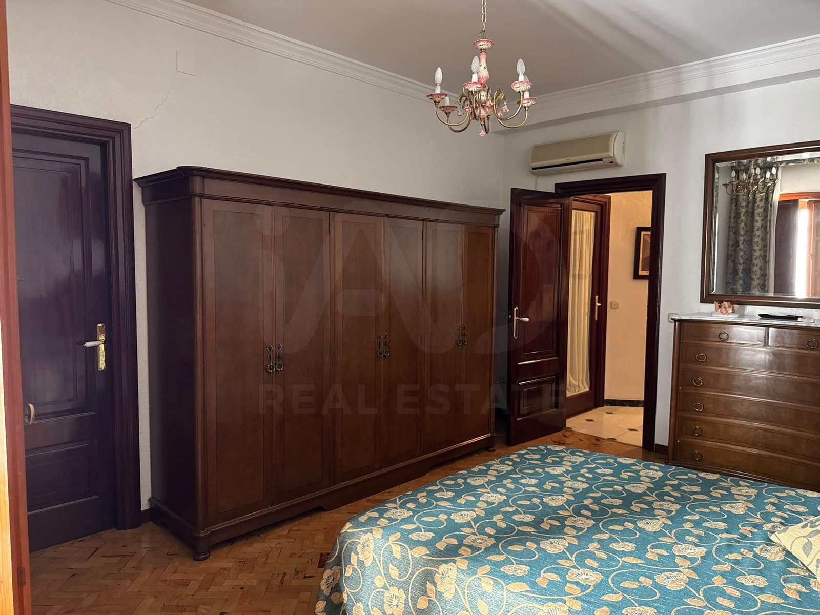 4 camera da letto Villetta a Schiera in vendita in Siviglia citta - 240.000 € (Rif: 9987480)