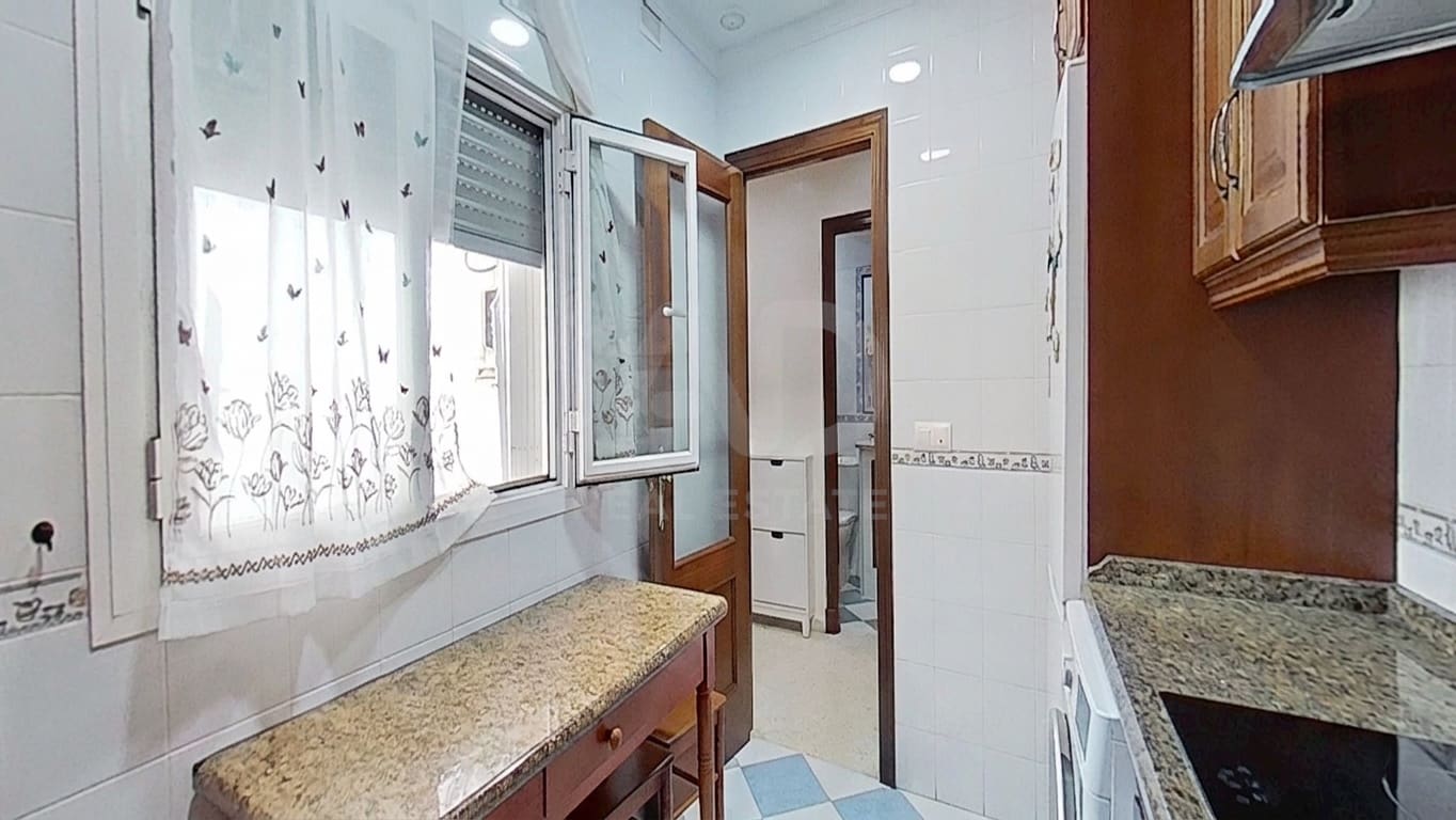 3 soverom Leilighet til salgs i Cadiz by - € 130 000 (Ref: 9987484)