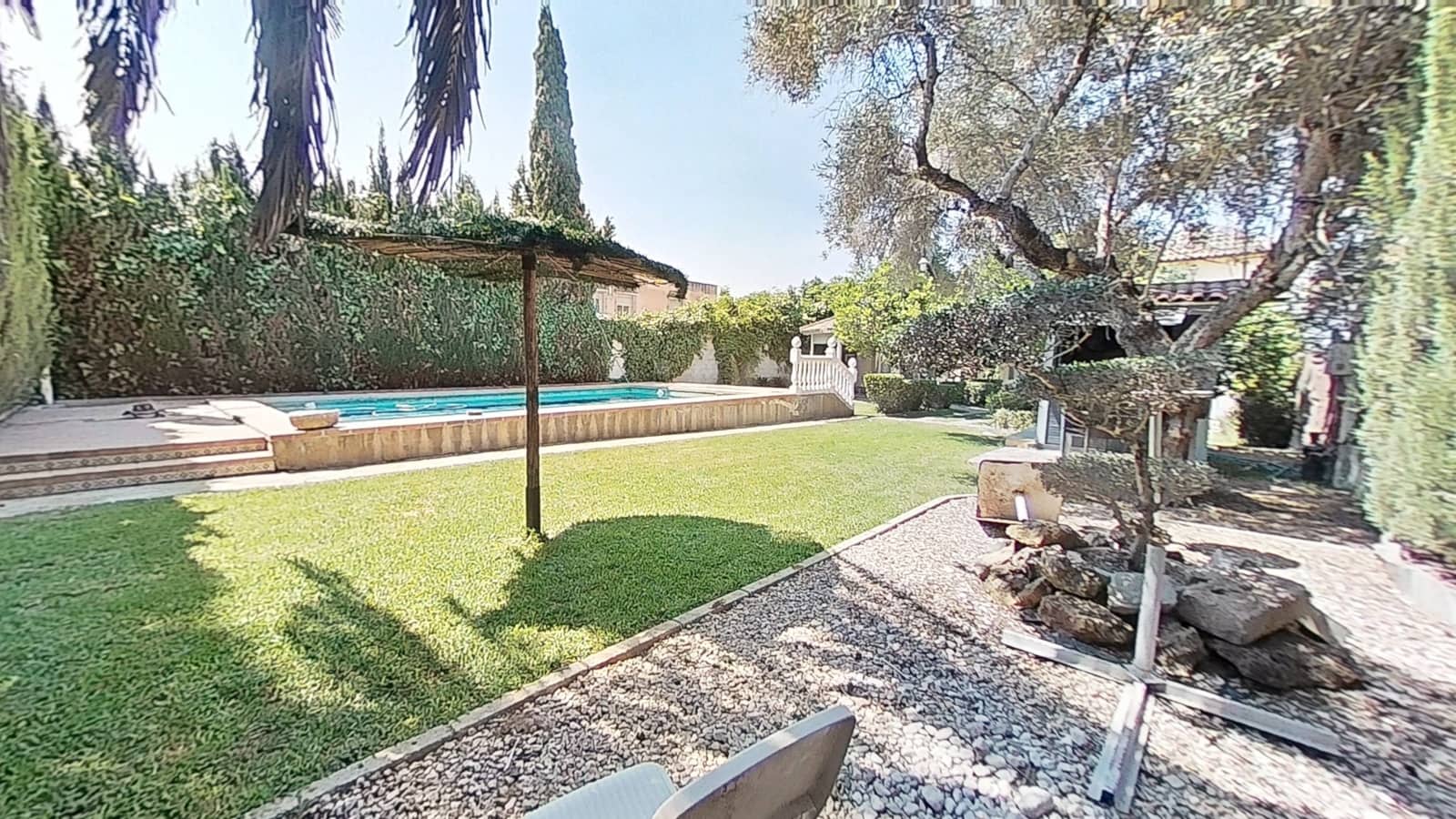 5 soverom Hus til salgs i Sevilla by med svømmebasseng garasje - € 360 000 (Ref: 9987485)