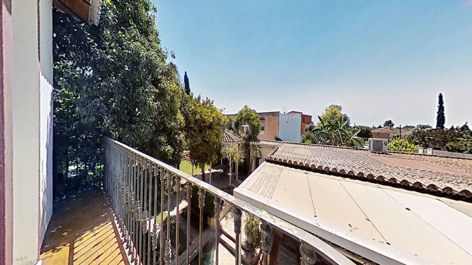 5 soverom Hus til salgs i Sevilla by med svømmebasseng garasje - € 360 000 (Ref: 9987485)