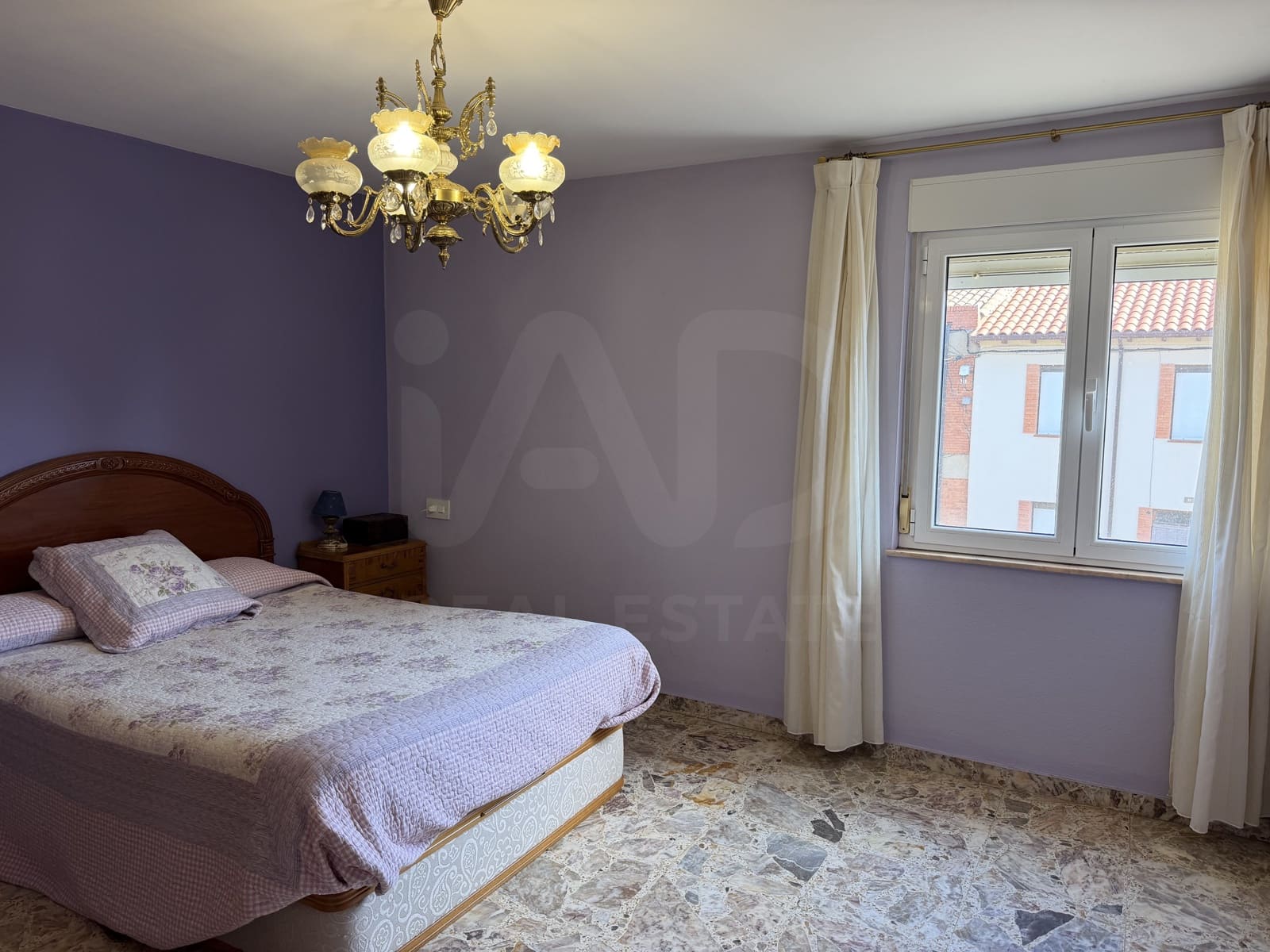 5 sypialnia Dom na sprzedaż w Miasto Leon z garażem - 180 000 € (Ref: 9987486)