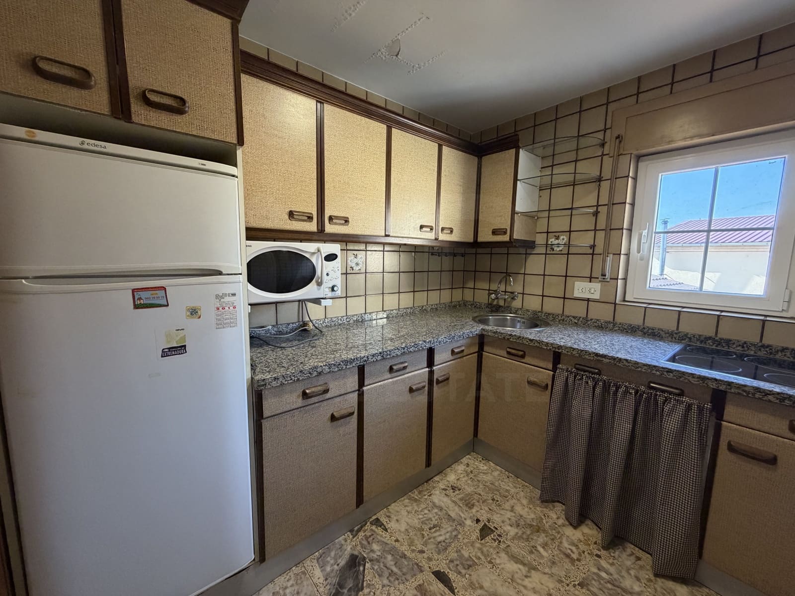 5 sypialnia Dom na sprzedaż w Miasto Leon z garażem - 180 000 € (Ref: 9987486)