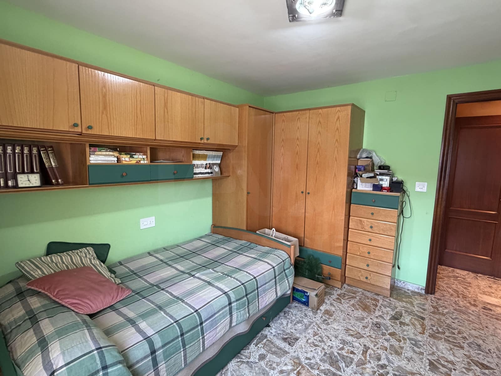 5 sypialnia Dom na sprzedaż w Miasto Leon z garażem - 180 000 € (Ref: 9987486)