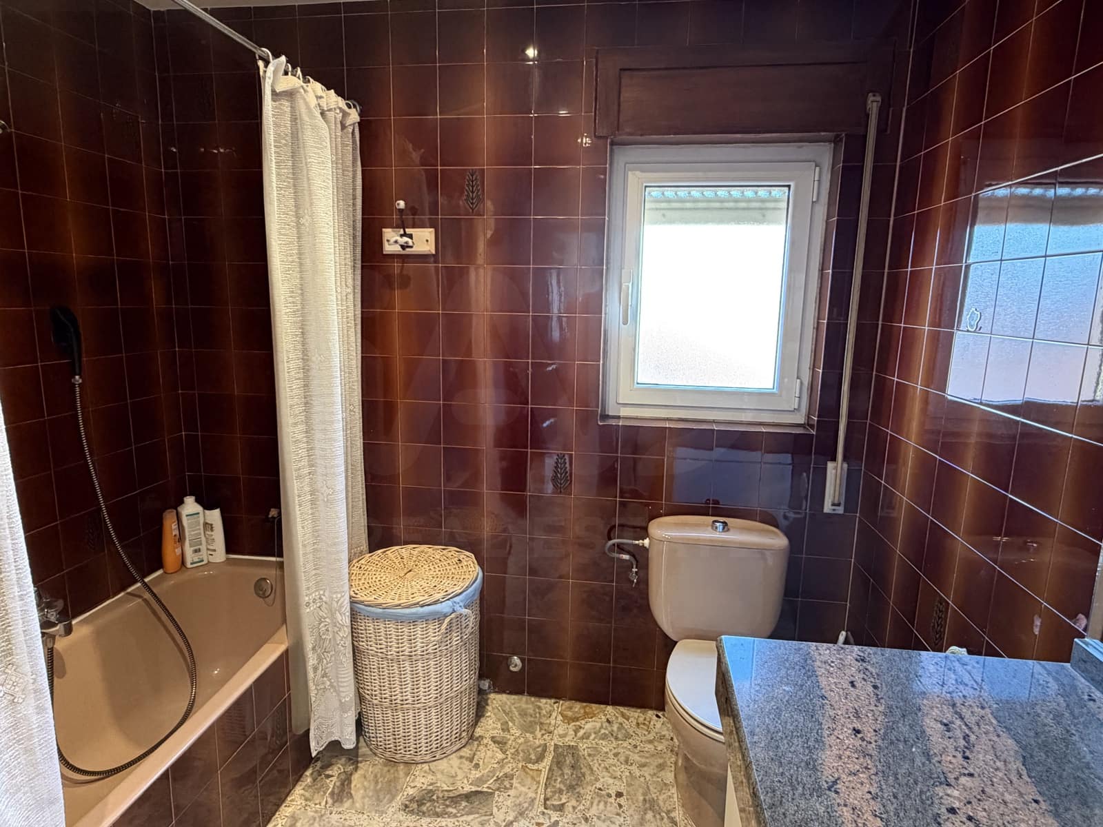 5 sypialnia Dom na sprzedaż w Miasto Leon z garażem - 180 000 € (Ref: 9987486)