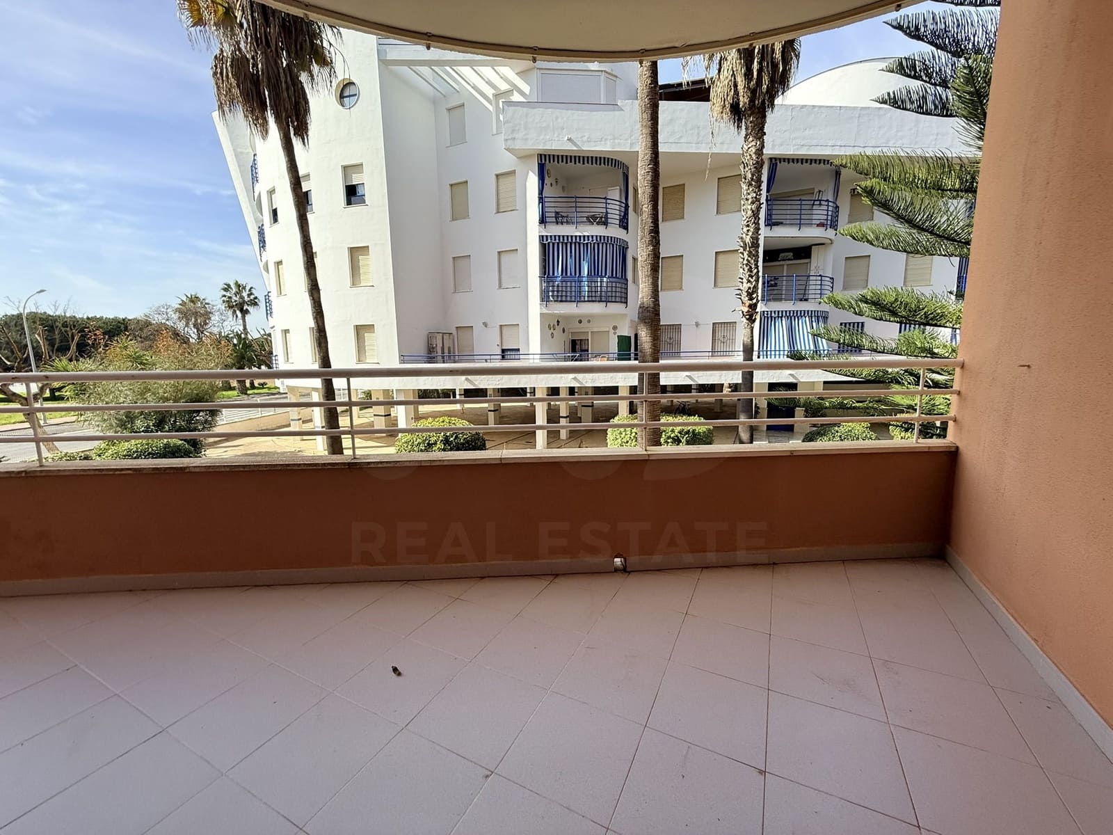 2 Zimmer Apartment zu verkaufen in Lepe - 240.000 € (Ref: 9987488)