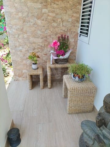 3 makuuhuone Omakotitalo myytävänä paikassa Puig de'n Valls, Santa Eulalia / Santa Eularia mukana uima-altaan 
autotalli - 1 177 830 € (Ref: 9987492)