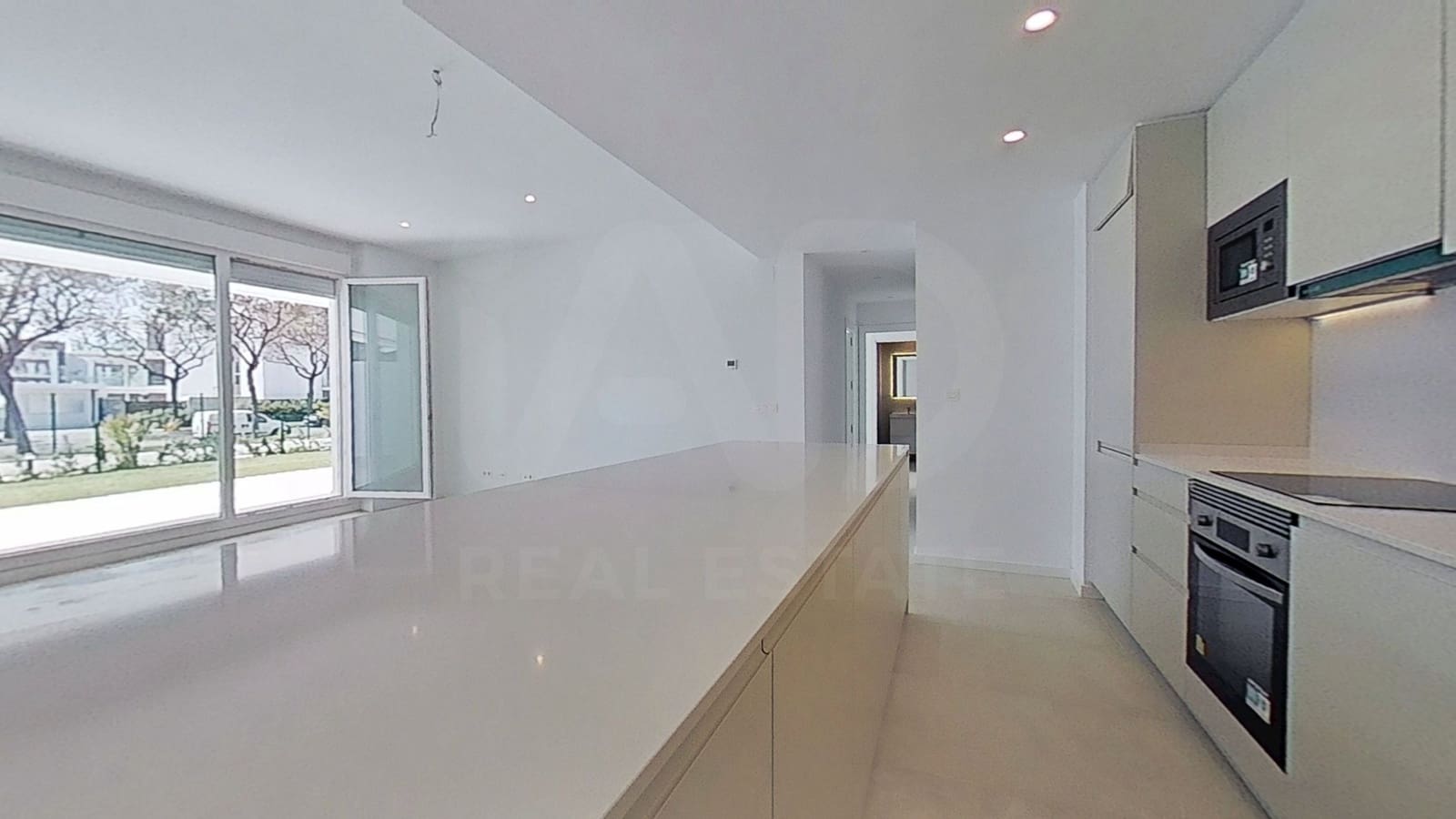 3 Zimmer Apartment zu verkaufen in Cadiz Stadt mit Pool Garage - 695.000 € (Ref: 9987493)