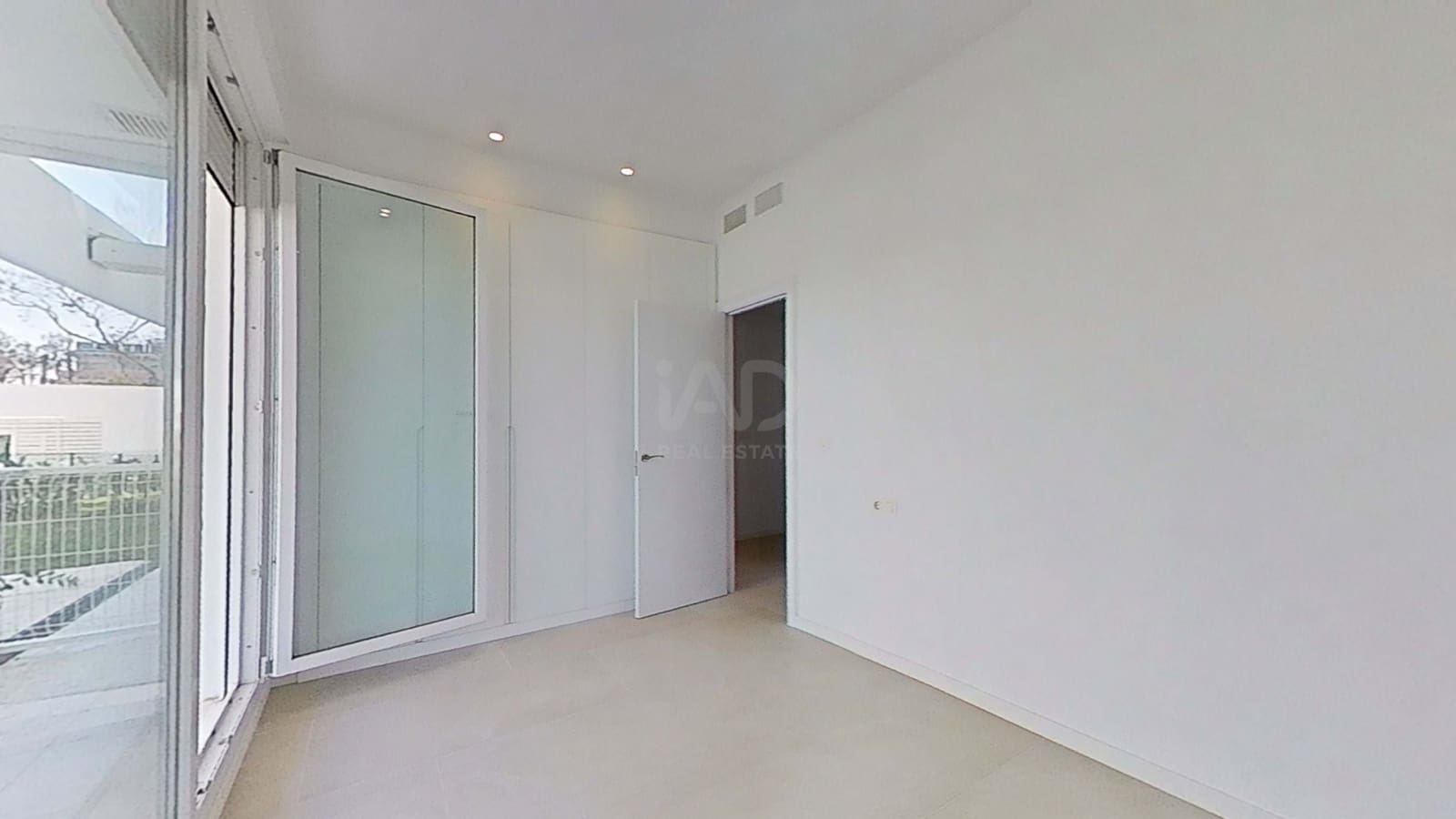 3 Zimmer Apartment zu verkaufen in Cadiz Stadt mit Pool Garage - 695.000 € (Ref: 9987493)