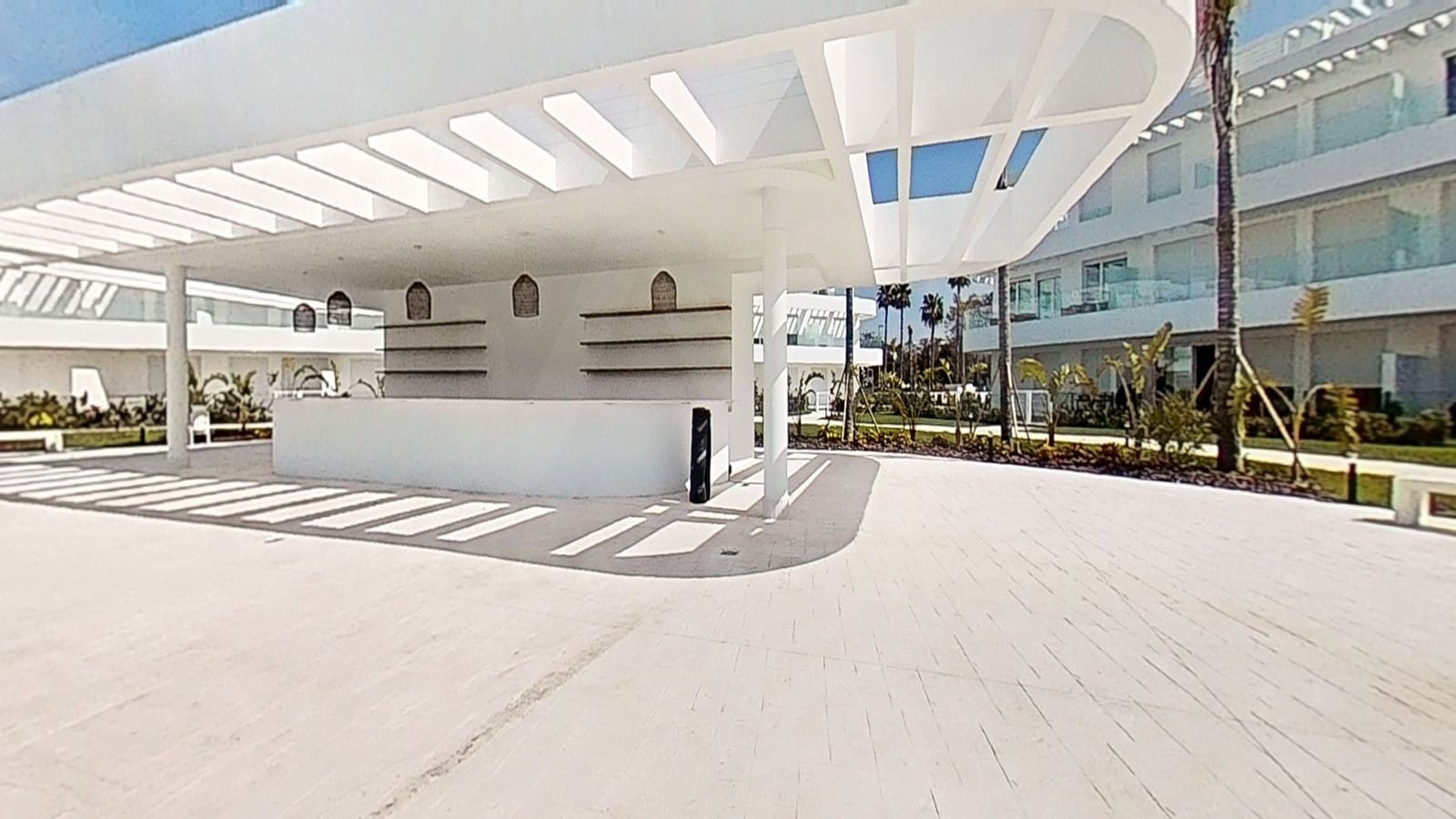 3 Zimmer Apartment zu verkaufen in Cadiz Stadt mit Pool Garage - 695.000 € (Ref: 9987493)