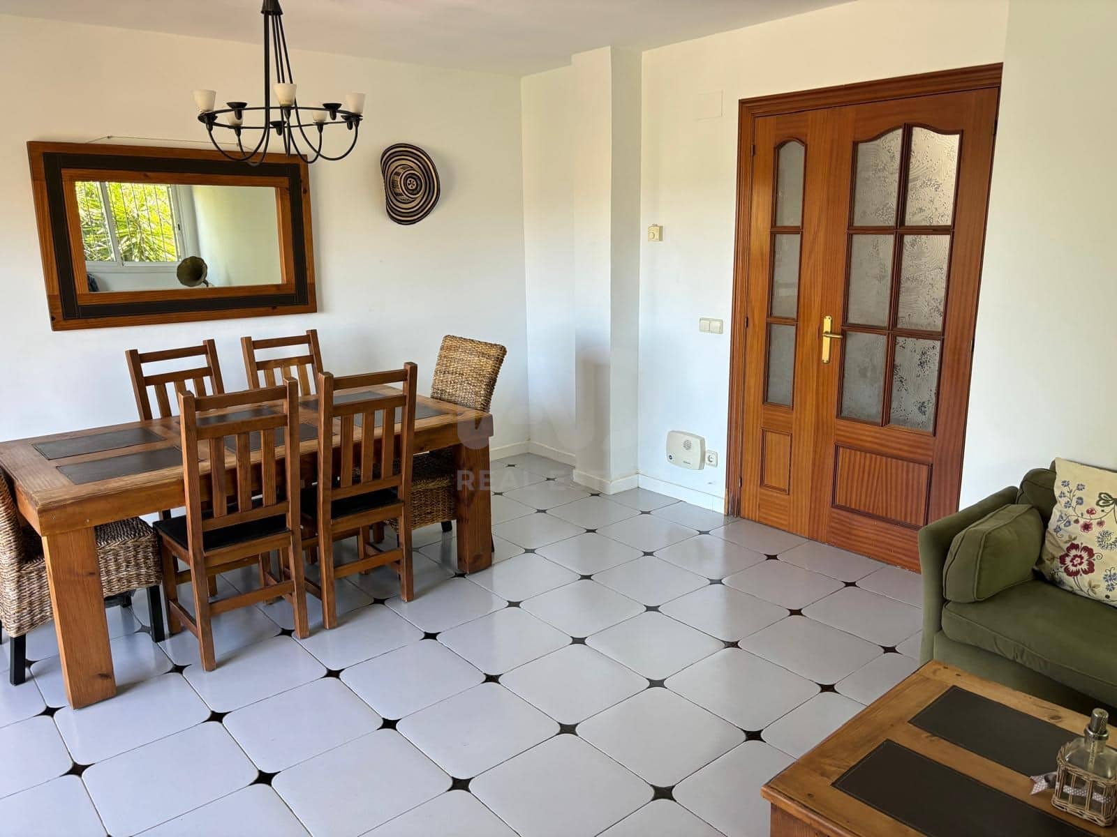 5 soveværelse Byhus til salg i Barcelona by med swimmingpool garage - € 495.000 (Ref: 9987496)