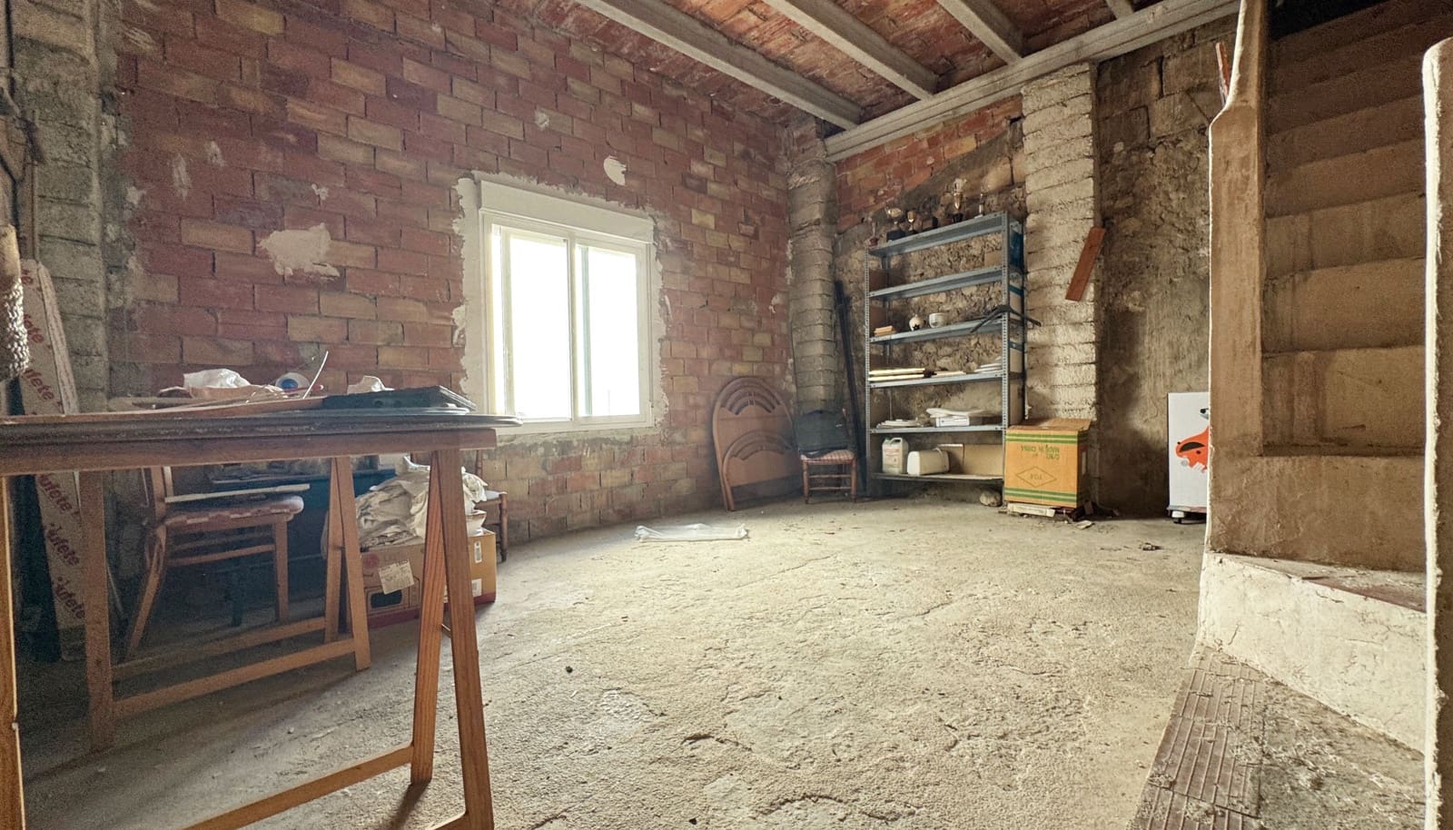 3 soveværelse Byhus til salg i Alicante by - € 140.000 (Ref: 9987497)