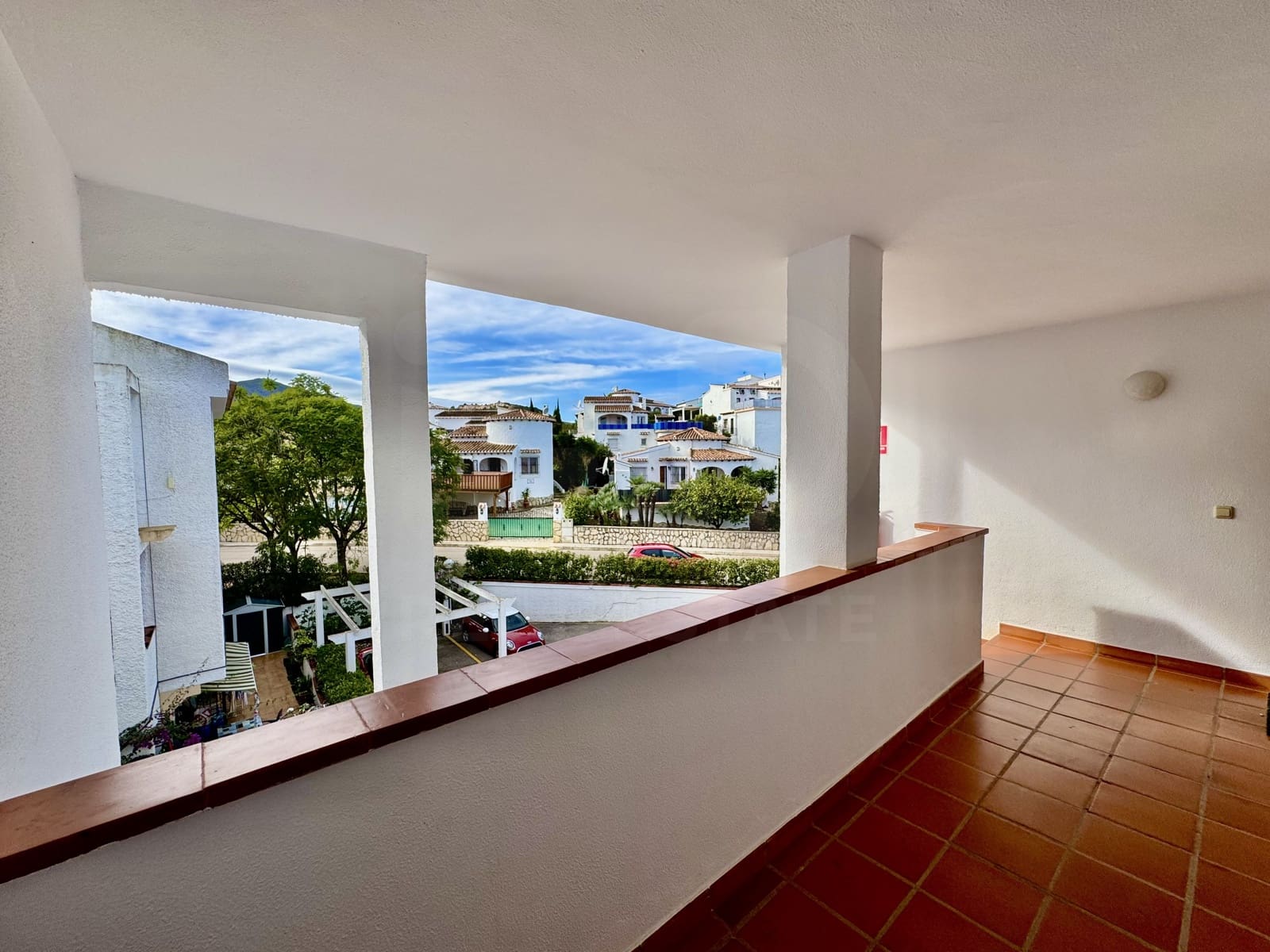2 slaapkamer Penthouse te koop in Alicante stad - € 157.000 (Ref: 9987500)