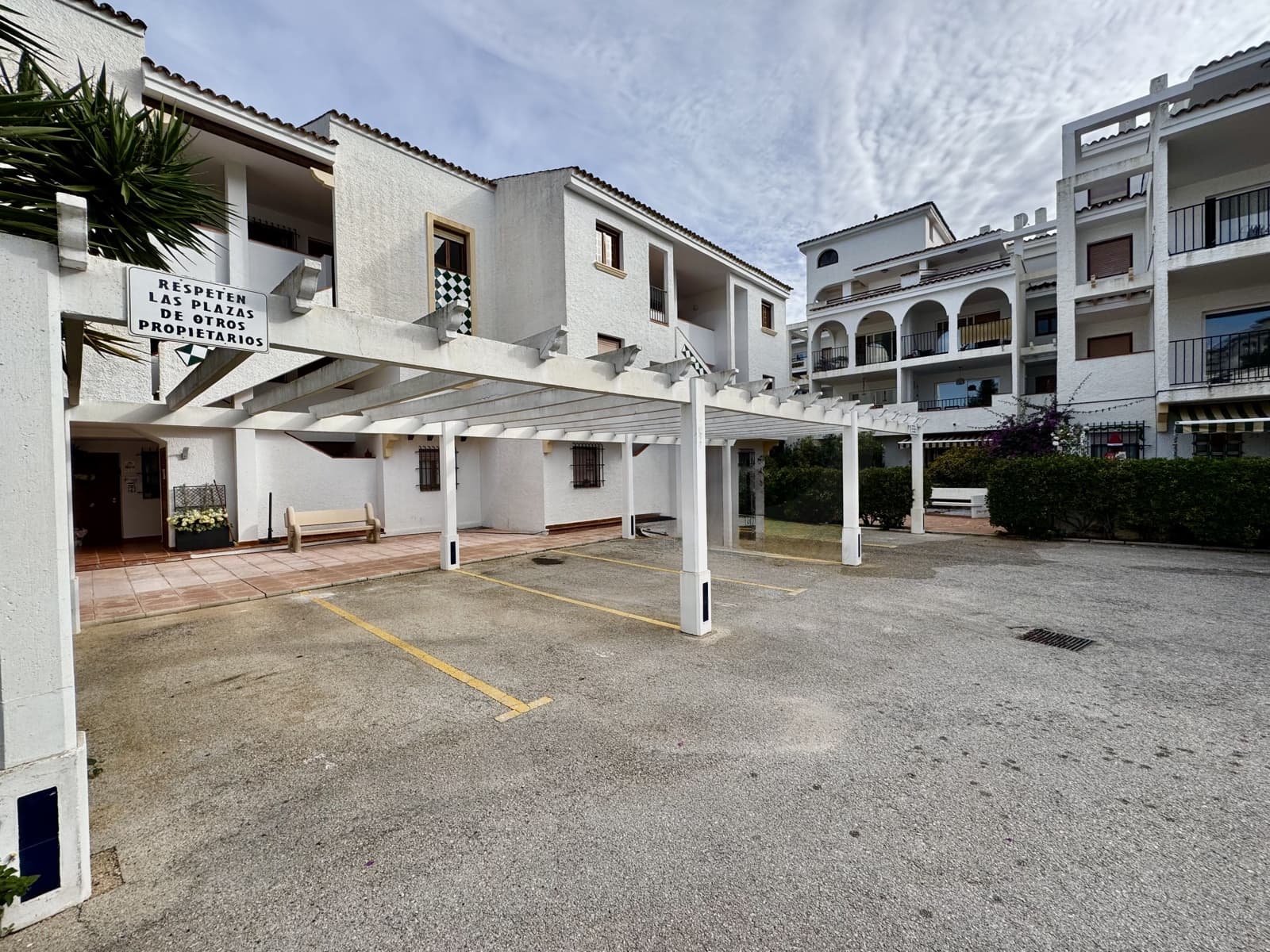 2 slaapkamer Penthouse te koop in Alicante stad - € 157.000 (Ref: 9987500)