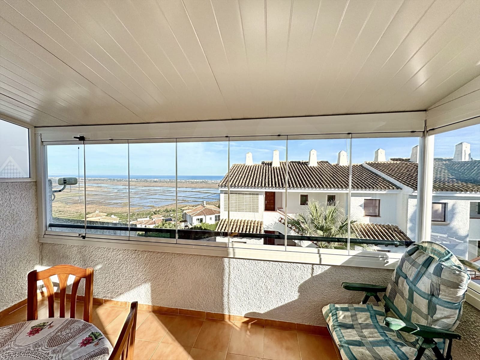 2 slaapkamer Penthouse te koop in Alicante stad - € 157.000 (Ref: 9987500)