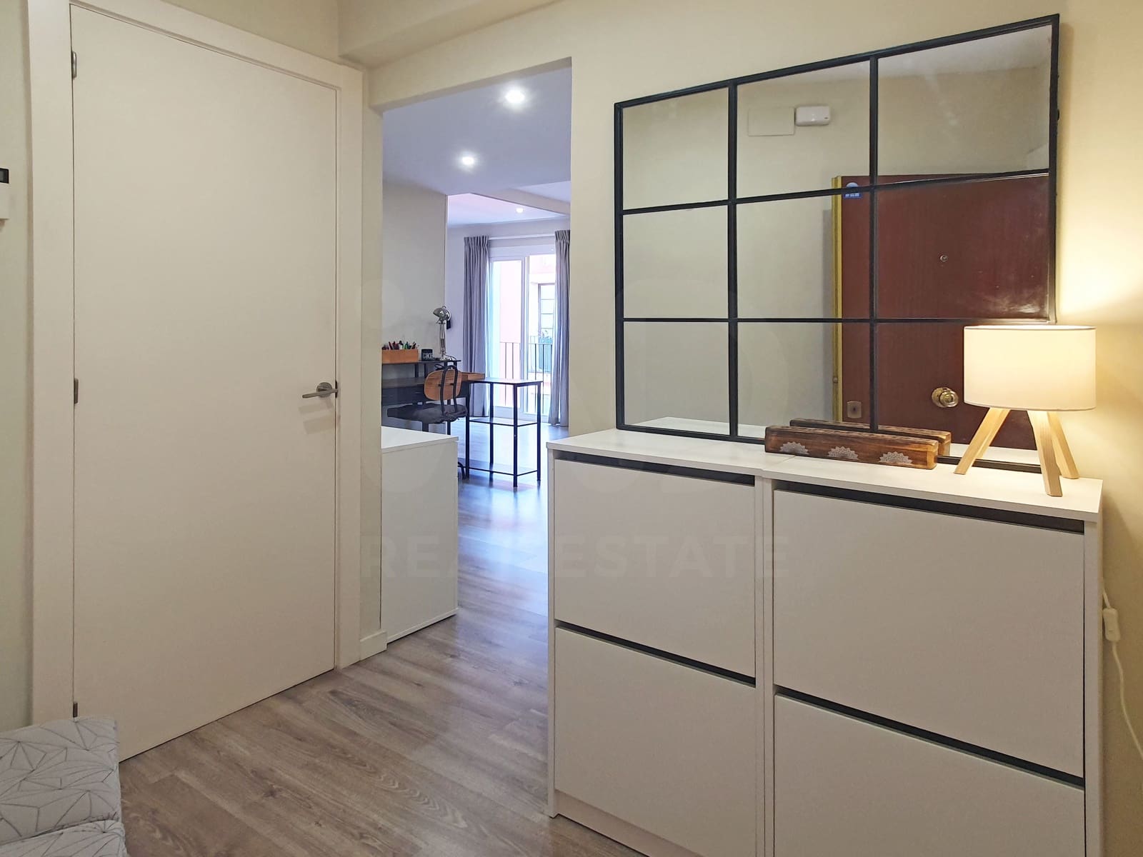 1 soverom Leilighet til salgs i Barcelona by - € 265 000 (Ref: 9987503)