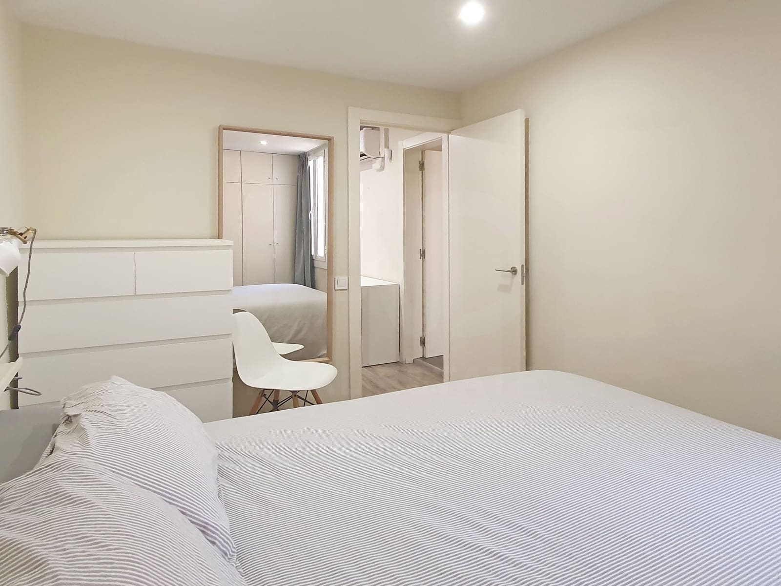 1 soverom Leilighet til salgs i Barcelona by - € 265 000 (Ref: 9987503)