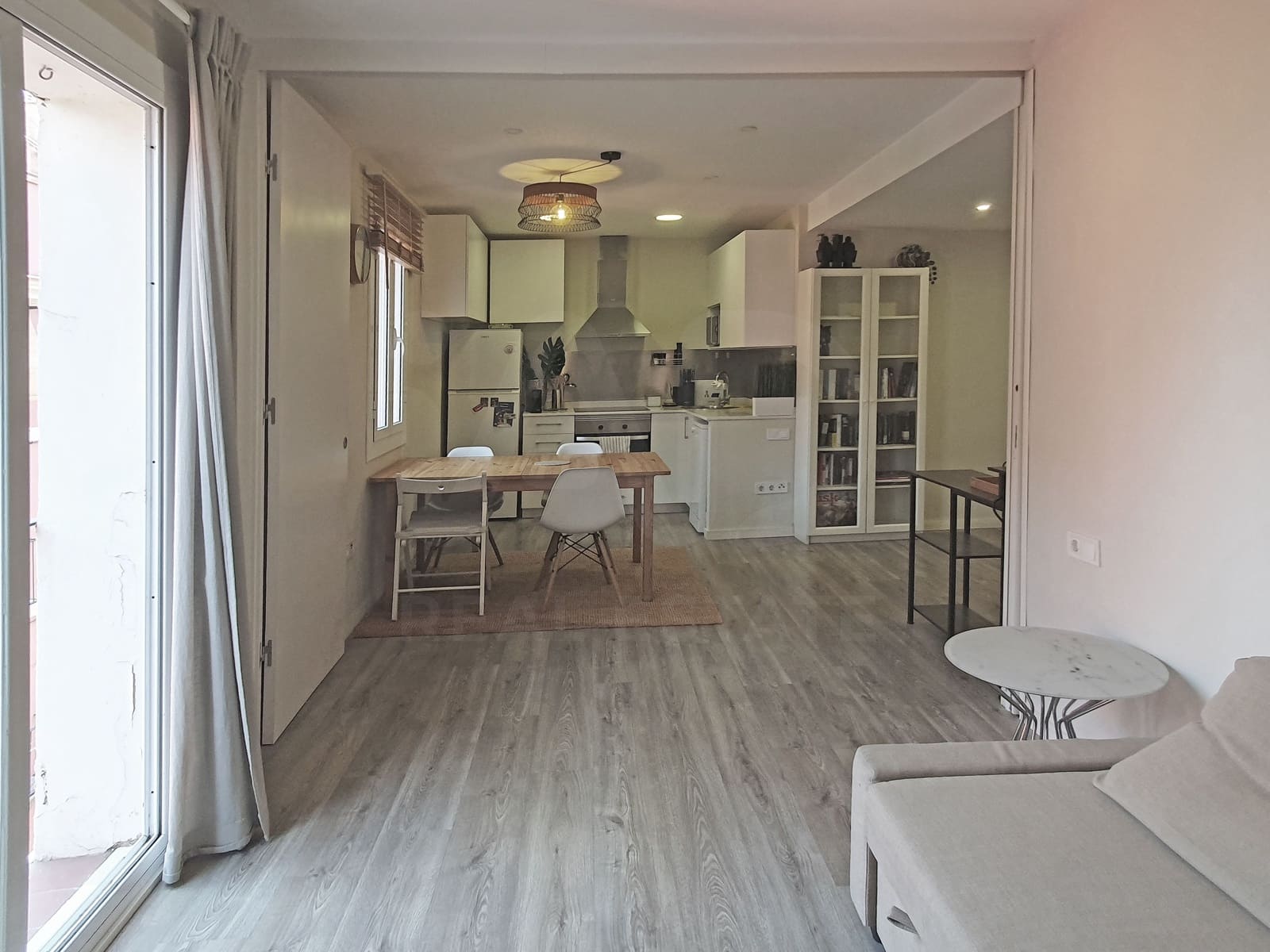 1 soverom Leilighet til salgs i Barcelona by - € 265 000 (Ref: 9987503)