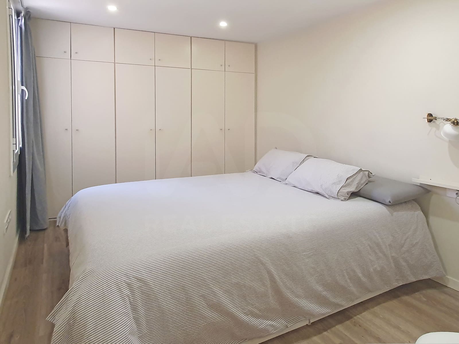 1 soverom Leilighet til salgs i Barcelona by - € 265 000 (Ref: 9987503)