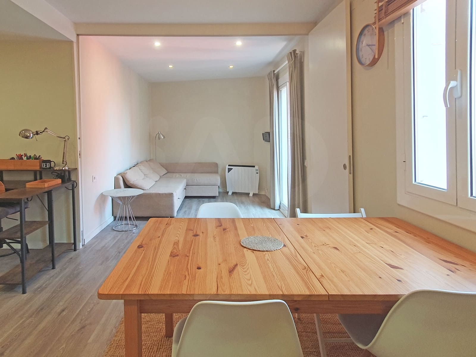 1 soverom Leilighet til salgs i Barcelona by - € 265 000 (Ref: 9987503)
