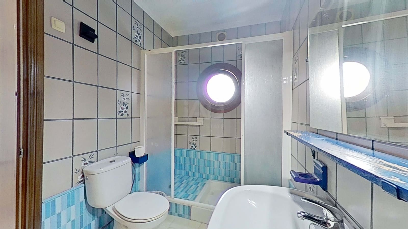 5 bedroom Townhouse for sale in Cadiz city - € 349,900 (Ref: 9987505)