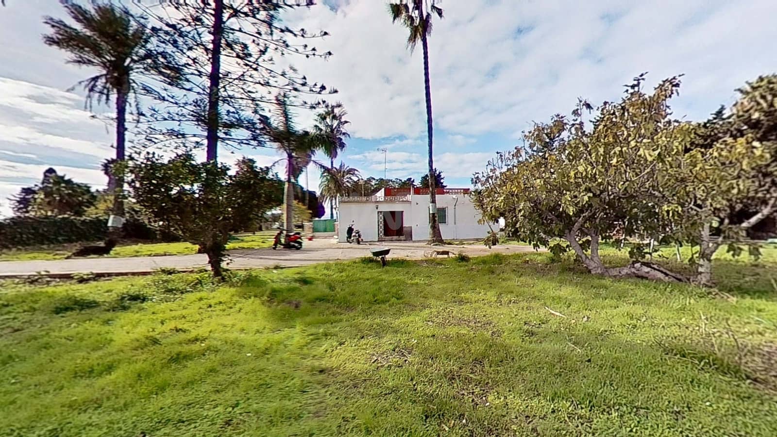 5 bedroom Townhouse for sale in Cadiz city - € 349,900 (Ref: 9987505)