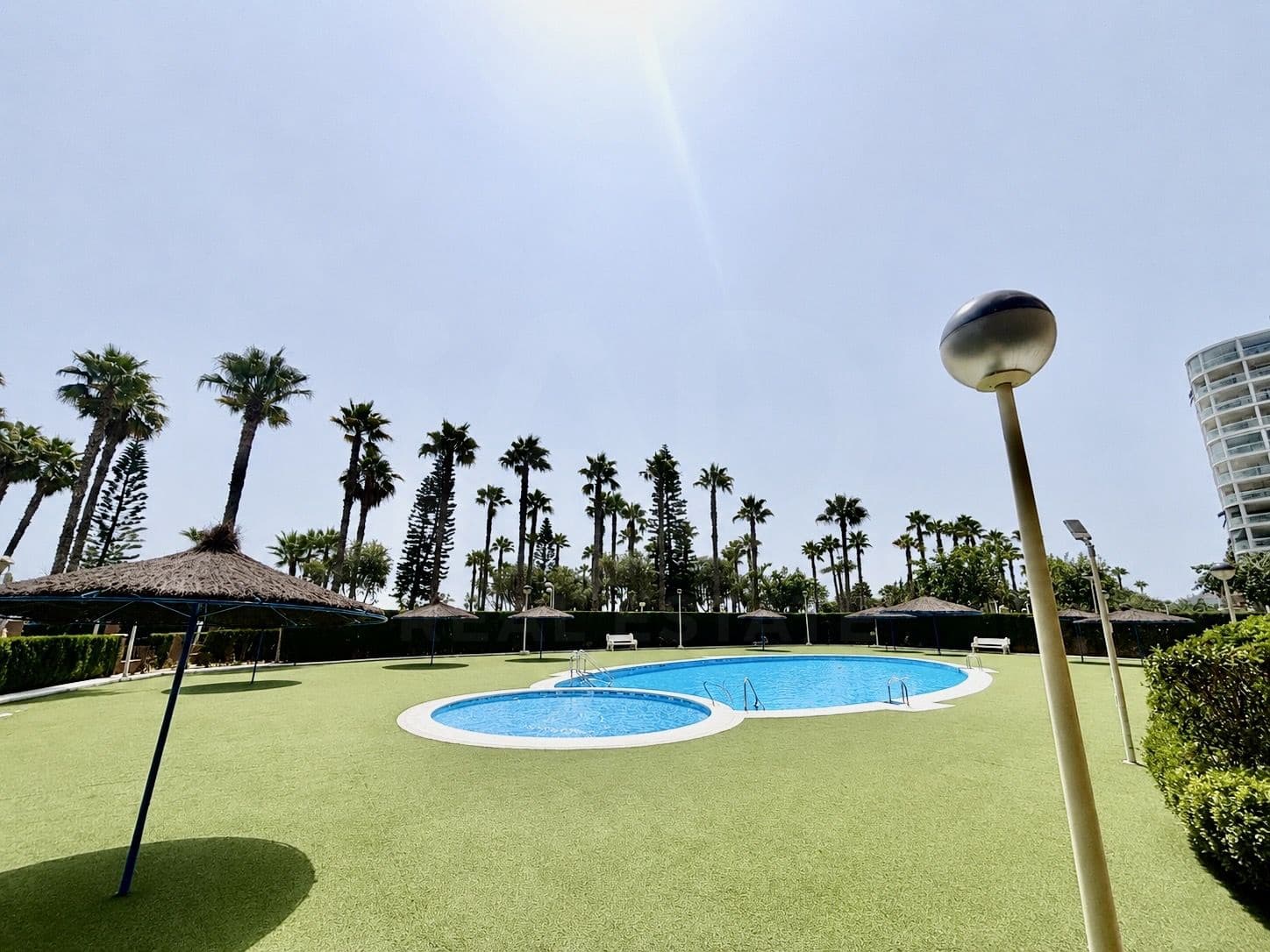 2 chambre Appartement à vendre à Oropesa  avec piscine garage - 179 000 € (Ref: 9987506)