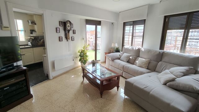 3 soverom Penthouse til salgs i Castelló de la Plana - € 189 900 (Ref: 9987507)