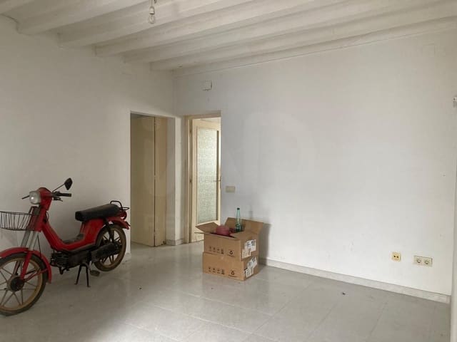 Apartamento de 4 habitaciones en Cubelles en venta - 140.000 € (Ref: 9987510)