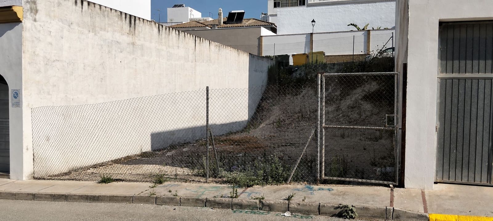 Bouwgrond te koop in Cadiz stad - € 90.000 (Ref: 9987512)