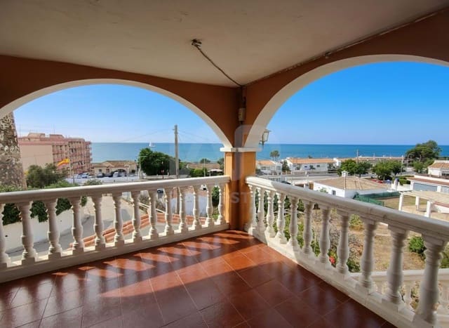 4 bedroom Townhouse for sale in Torre de Benagalbon, Rincón de la Victoria with garage - € 789,000 (Ref: 9987514)