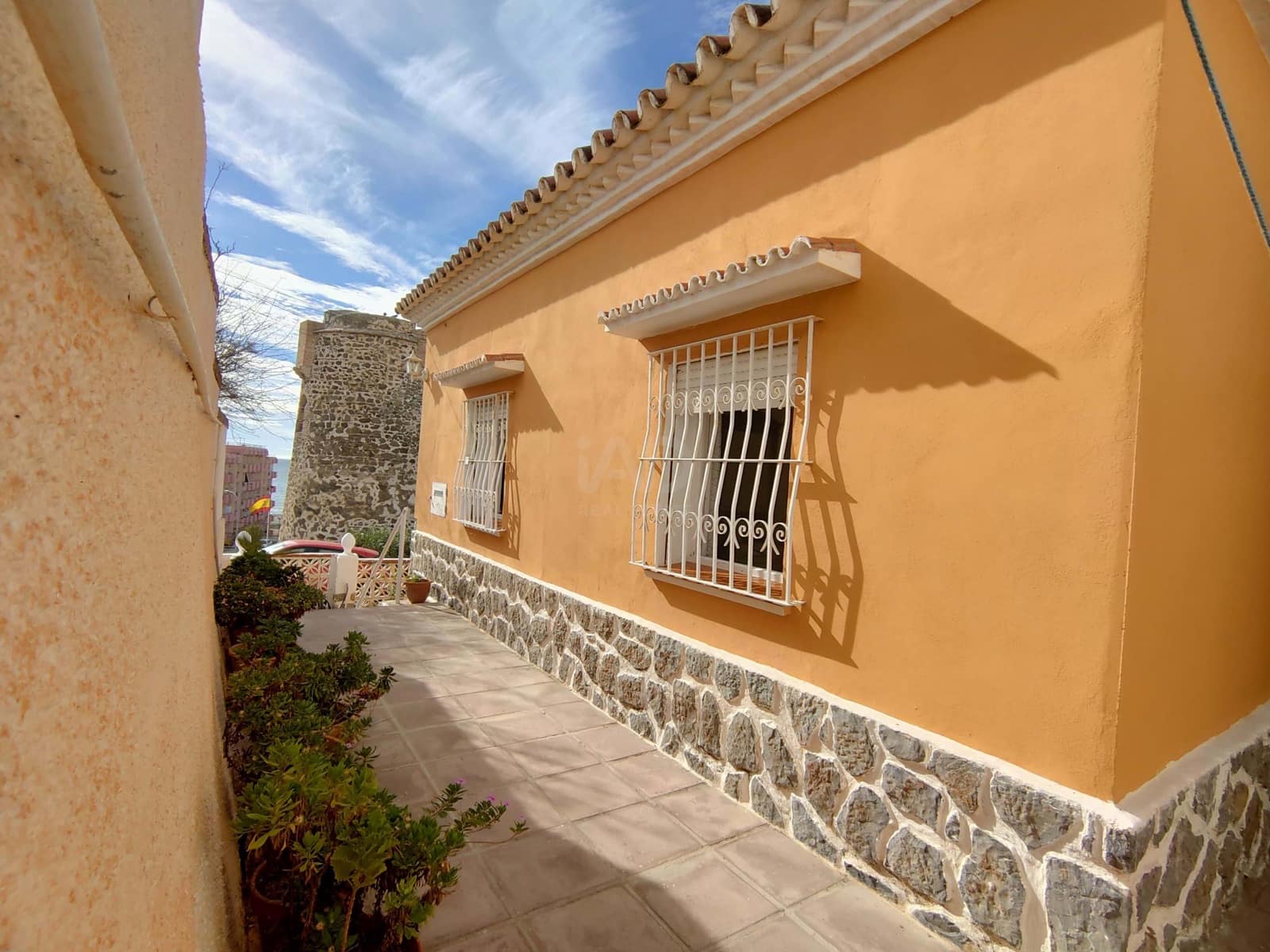 4 bedroom Townhouse for sale in Torre de Benagalbon with garage - € 789,000 (Ref: 9987514)