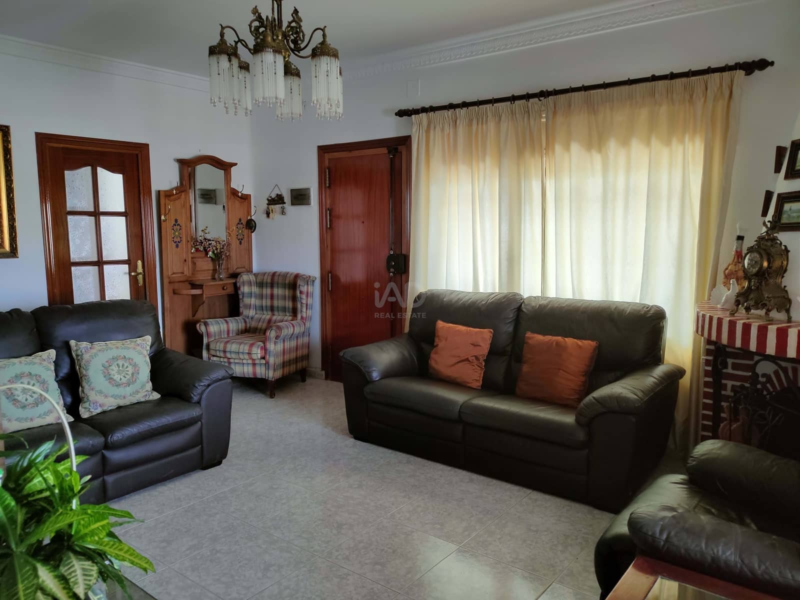 4 bedroom Townhouse for sale in Torre de Benagalbon with garage - € 789,000 (Ref: 9987514)