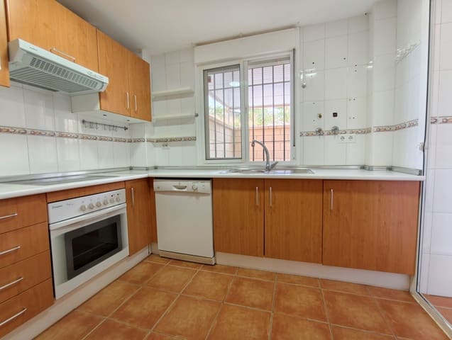 3 soverom Leilighet til salgs i Rincón de la Victoria med svømmebasseng garasje - € 379 000 (Ref: 9987515)