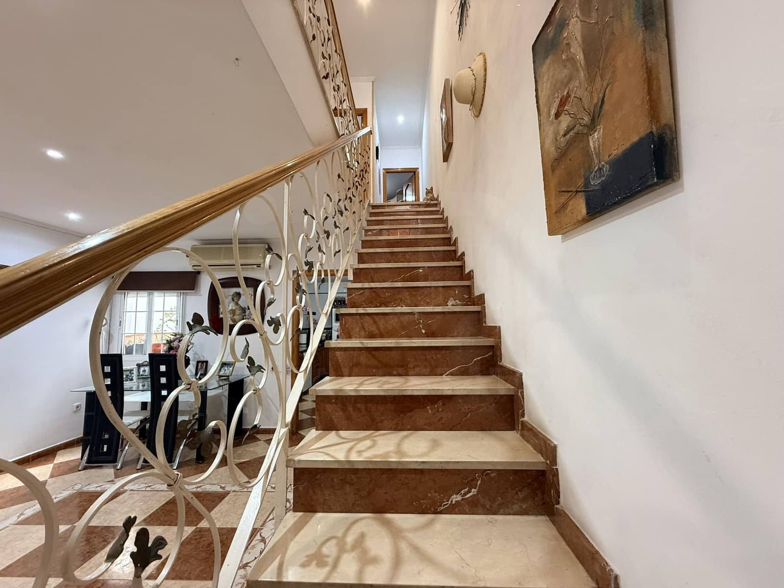 5 soverom Rekkehus til salgs i Huelva by - € 269 000 (Ref: 9987516)