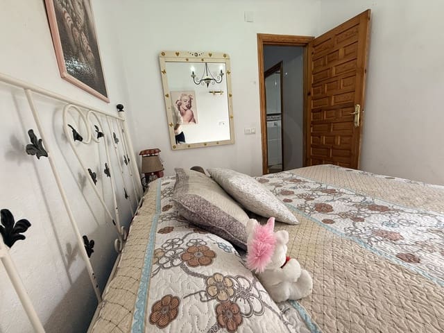 5 soverom Rekkehus til salgs i Huelva by - € 269 000 (Ref: 9987516)