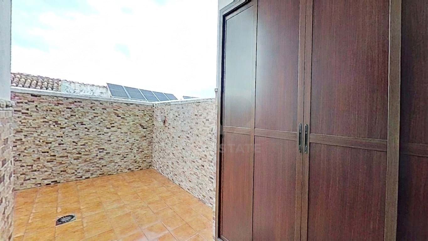 4 Zimmer Haus zu verkaufen in Cadiz Stadt mit Garage - 180.000 € (Ref: 9987517)