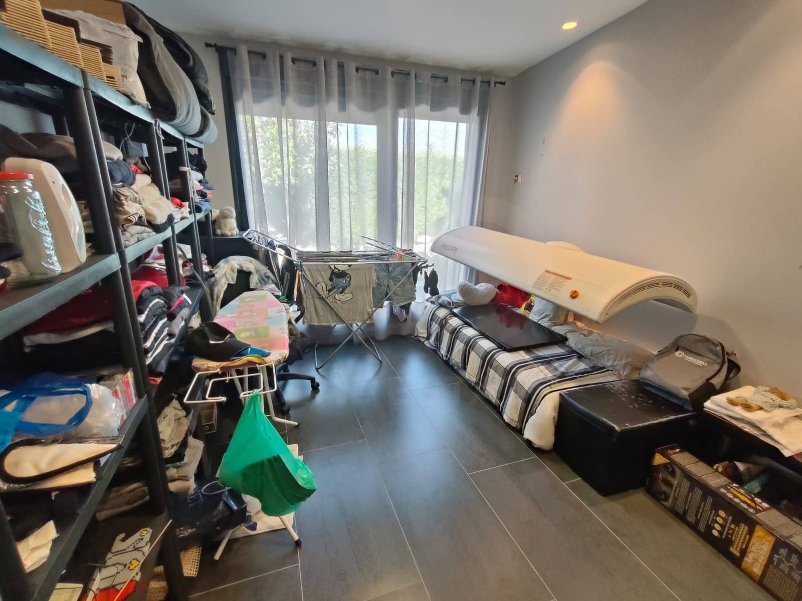 4 bedroom Townhouse for sale in Palencia city with pool garage - € 680,000 (Ref: 9987518)