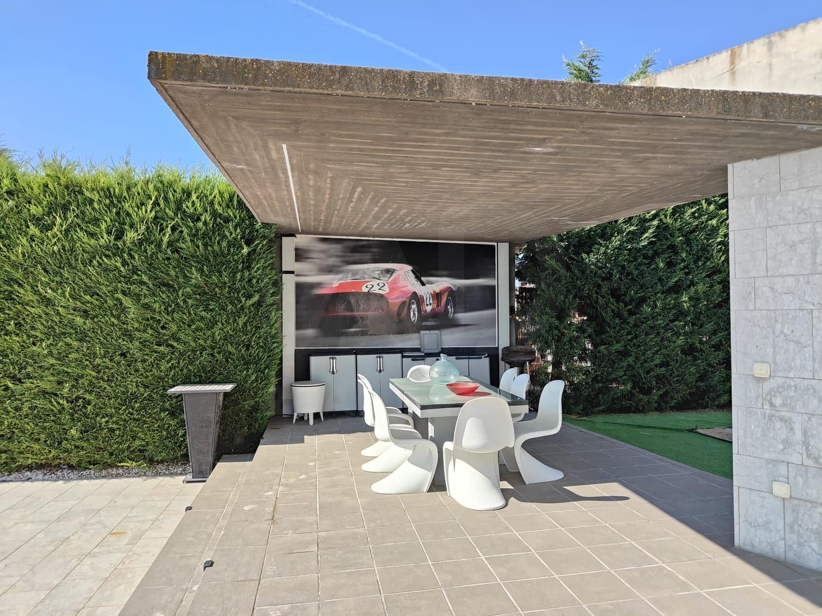 4 bedroom Townhouse for sale in Palencia city with pool garage - € 680,000 (Ref: 9987518)