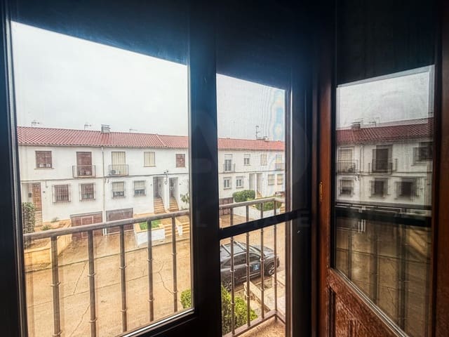 Casa de 3 habitaciones en Ciudad Real ciudad en venta con garaje - 215.000 € (Ref: 9987521)
