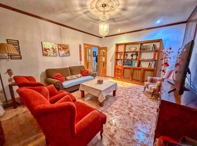 Casa de 3 habitaciones en Ciudad Real ciudad en venta con garaje - 215.000 € (Ref: 9987521)