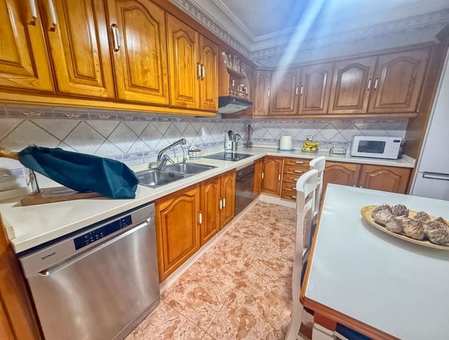 Casa de 3 habitaciones en Ciudad Real ciudad en venta con garaje - 215.000 € (Ref: 9987521)