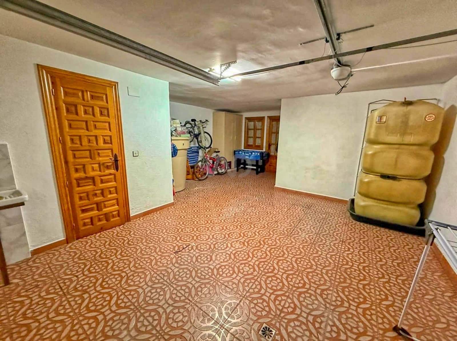 Casa de 3 habitaciones en Ciudad Real ciudad en venta con garaje - 215.000 € (Ref: 9987521)