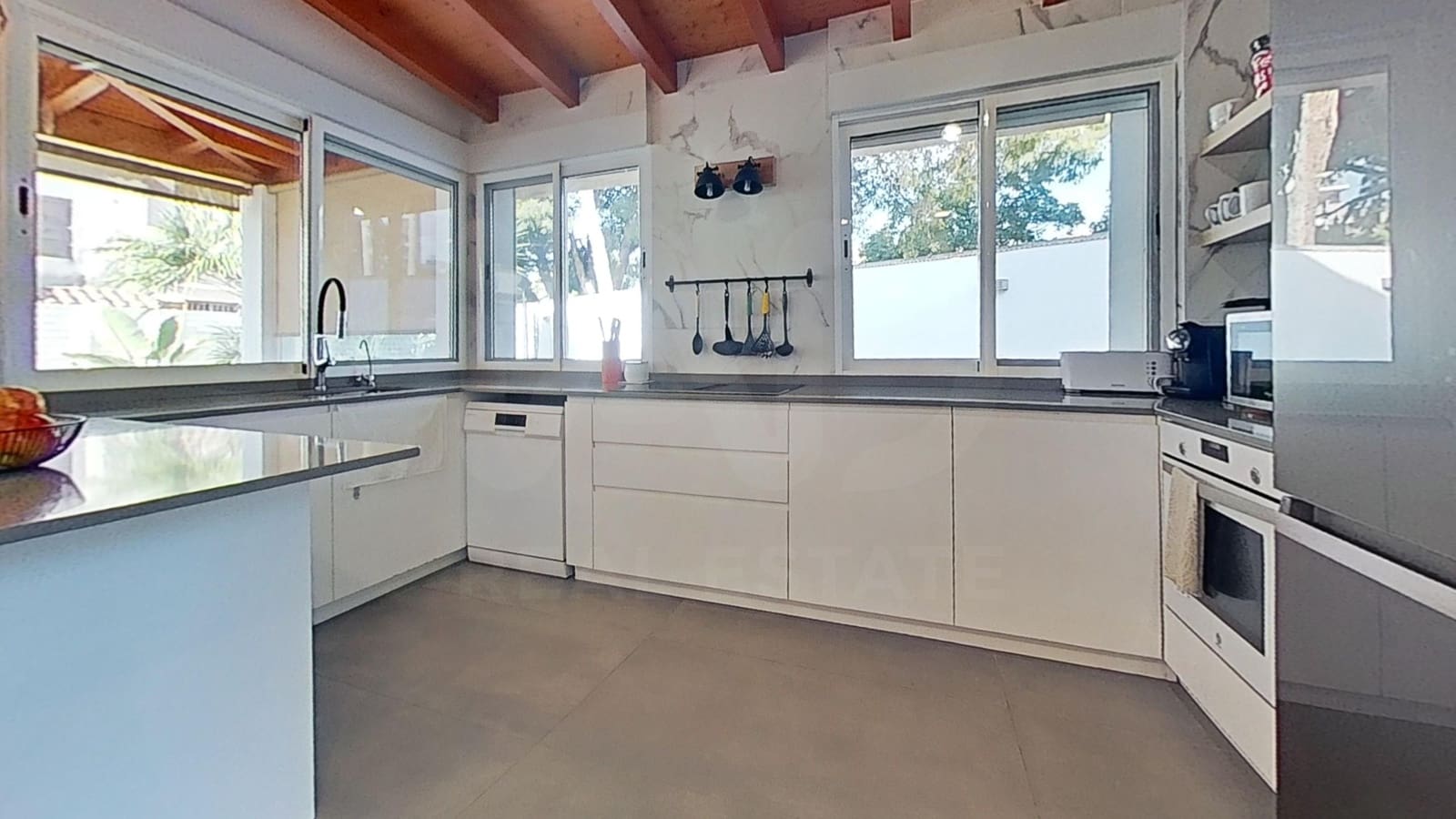 4 quarto Casa em Banda para venda em Benicassim com garagem - 639 990 € (Ref: 9987522)