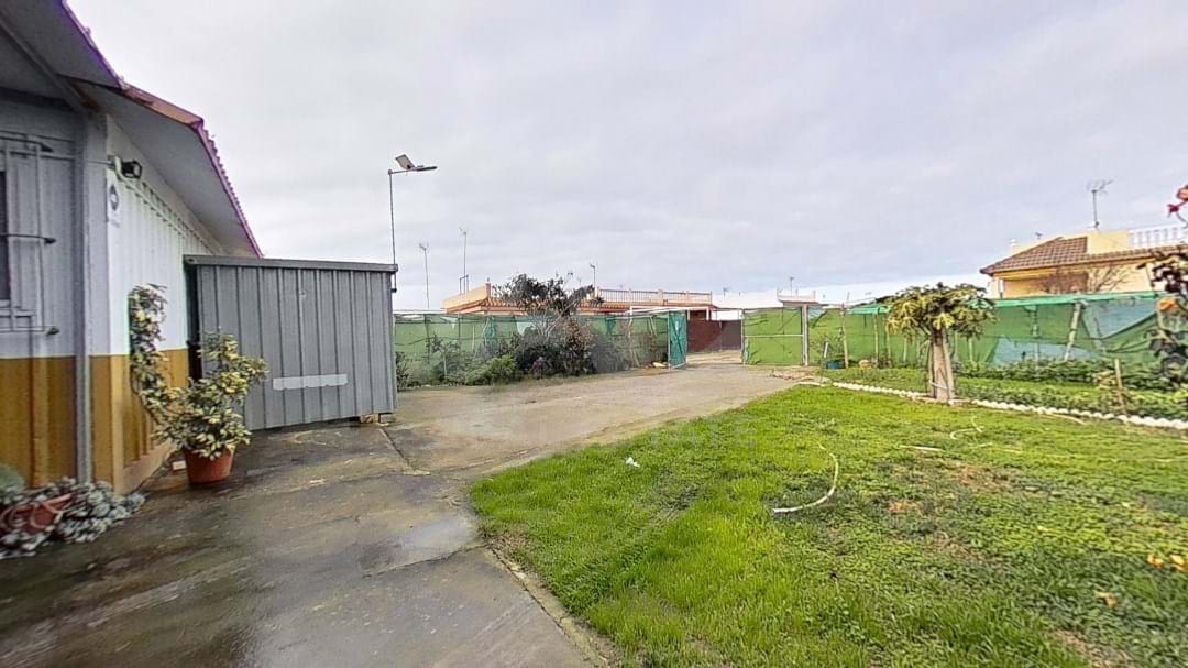 Grond te koop in Cadiz stad - € 130.000 (Ref: 9987527)