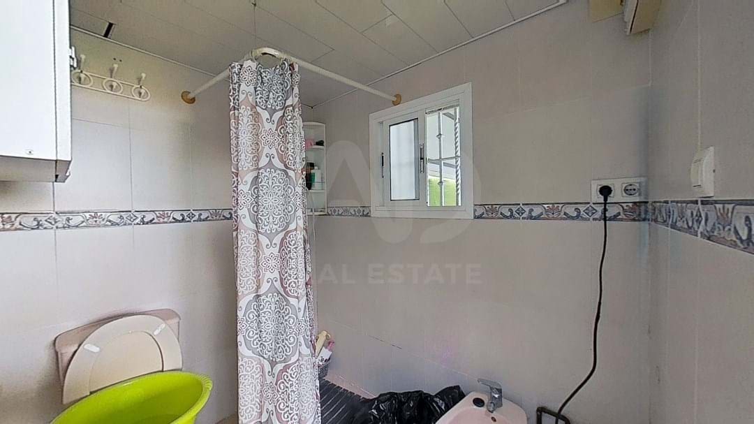 Grond te koop in Cadiz stad - € 130.000 (Ref: 9987527)