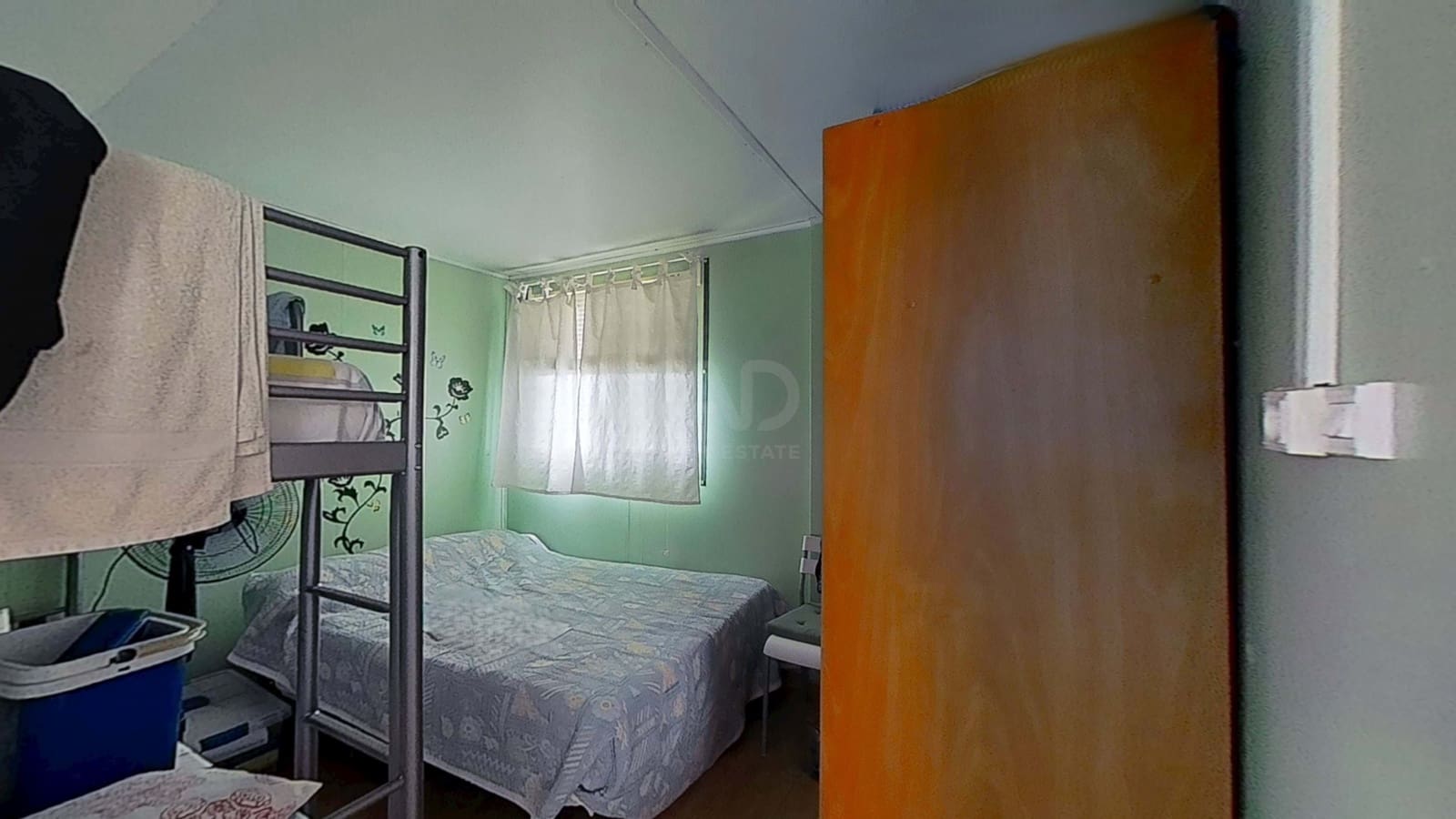 Grond te koop in Cadiz stad - € 130.000 (Ref: 9987527)